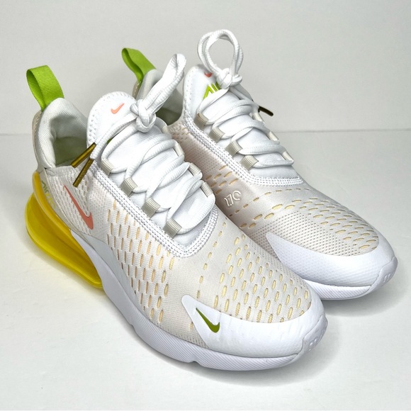 NEW Women’s Nike Air Max 270 - Picture 1 of 12